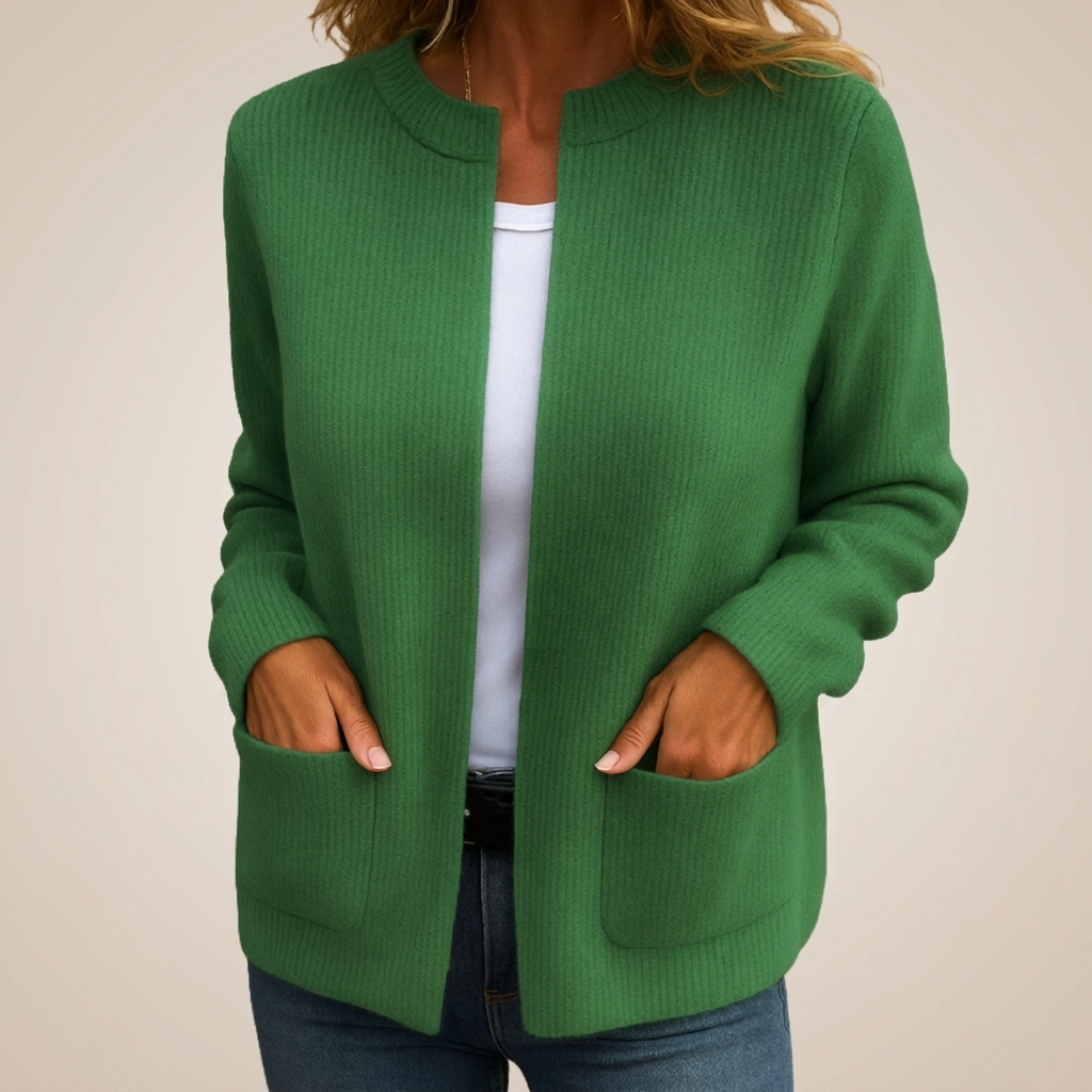 Ateliers' Cozy Chic Cardigan for Effortless Style