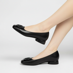 Zwarte Pump – Zijaanzicht Voeten
